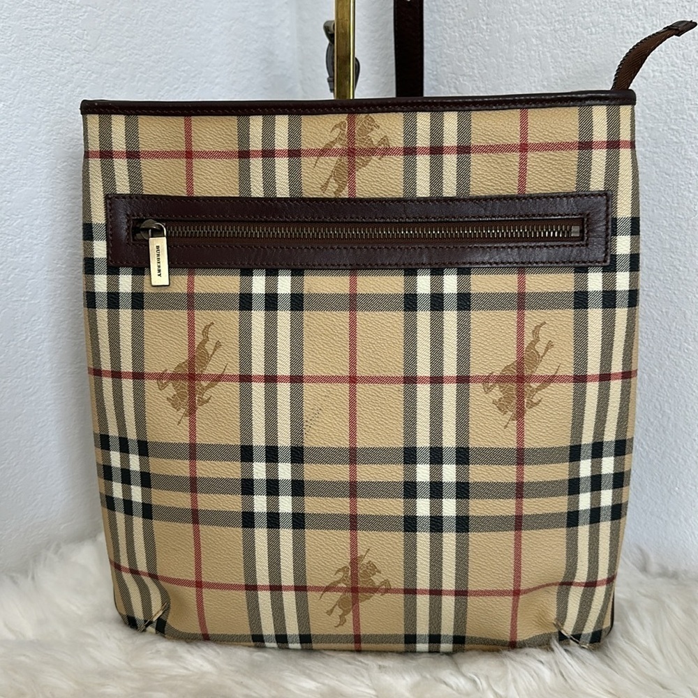 💯Authentic Burberry Beige and Brown Plaid Messenger Bag🍀 - Picture 4 of 17